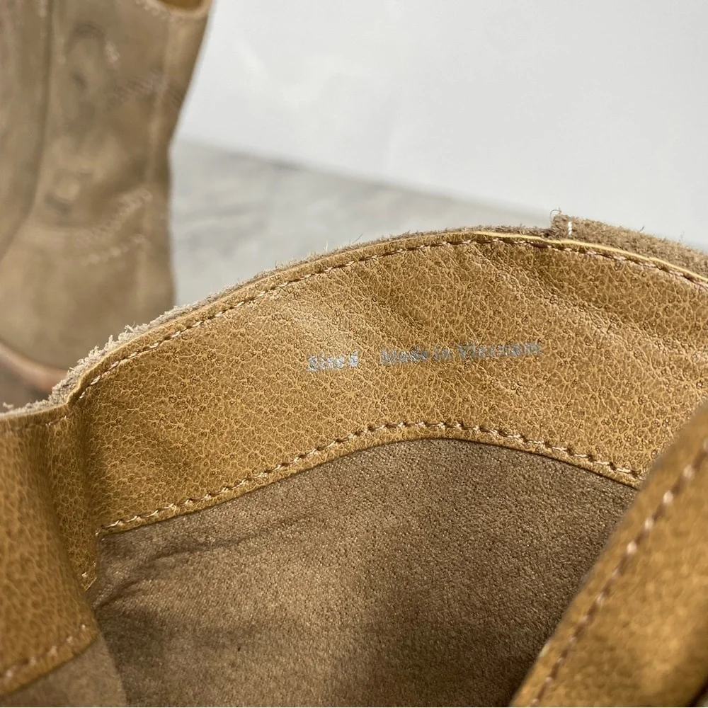 New! Dolce Vita Solow Tan Suede Western Bootie 6